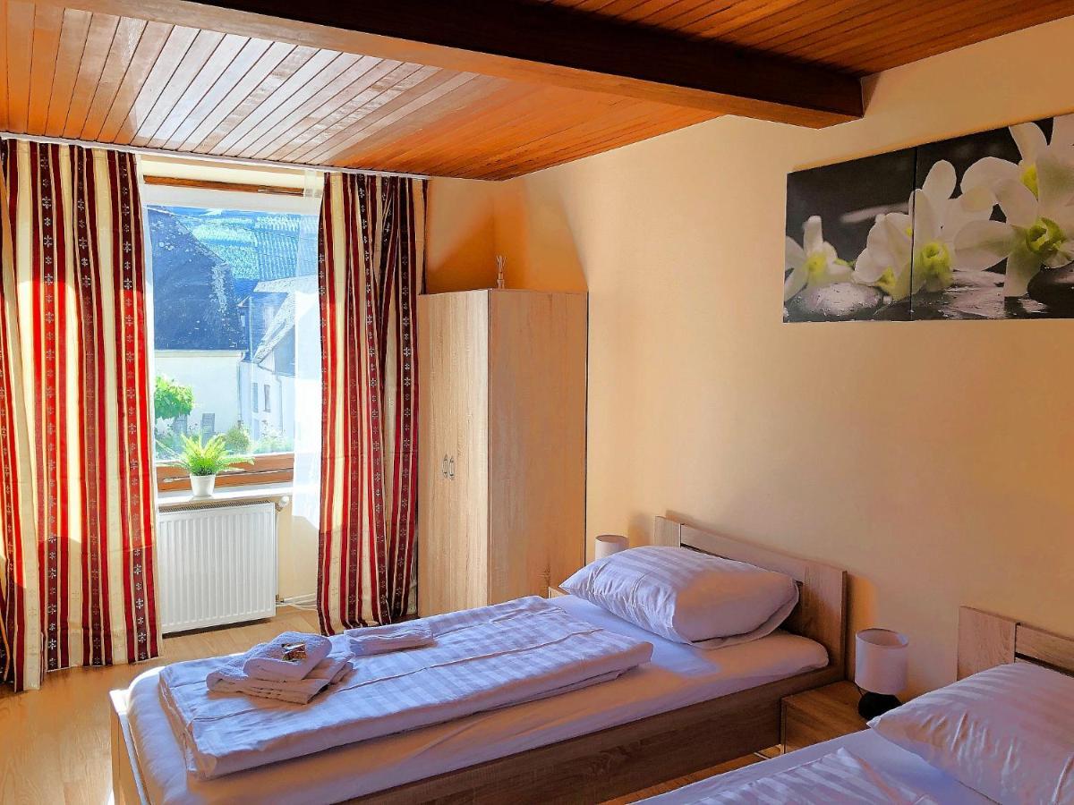 Maximilianhaus Apartment Zell an der Mosel Exterior photo