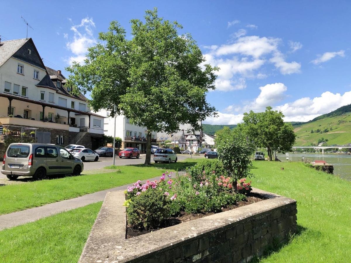 Maximilianhaus Apartment Zell an der Mosel Exterior photo